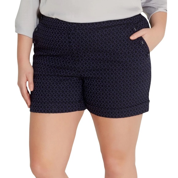 Maurices “The Smart” Plus Size Blue Diamond Print Sailor Shorts - Picture 1 of 7